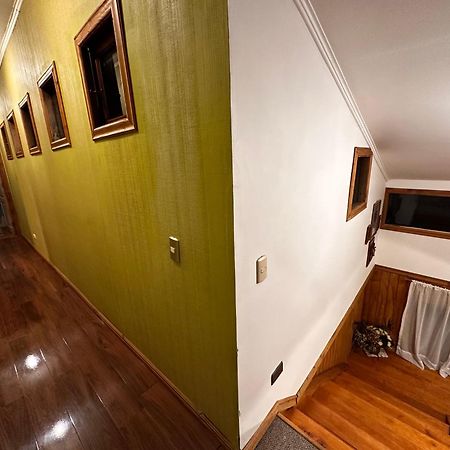 Hostal Y Cabanas Mirando Al Mar Puerto Montt Bagian luar foto