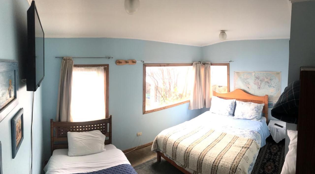 Hostal Y Cabanas Mirando Al Mar Puerto Montt Bagian luar foto